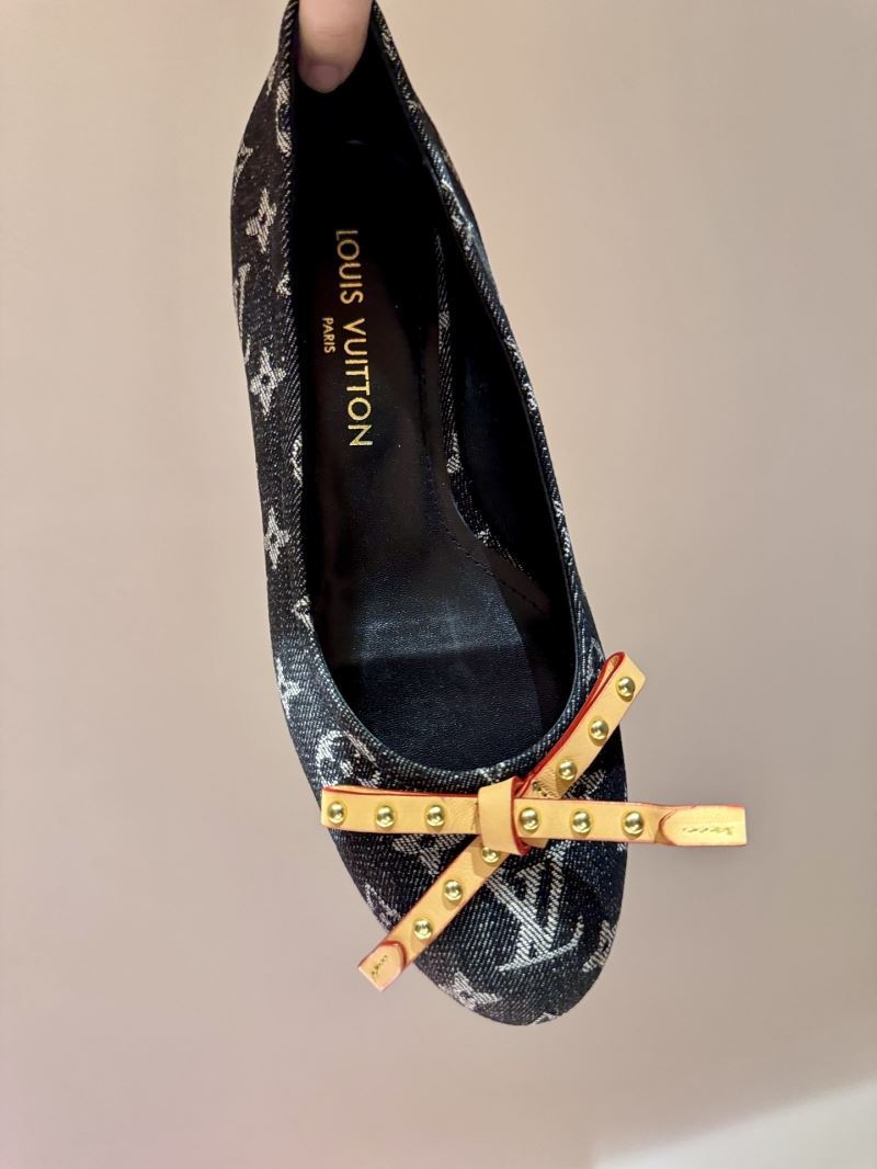 Louis Vuitton Flat Shoes